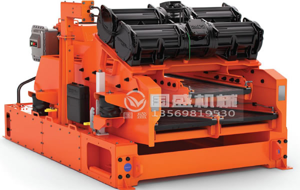 ���{�坍��